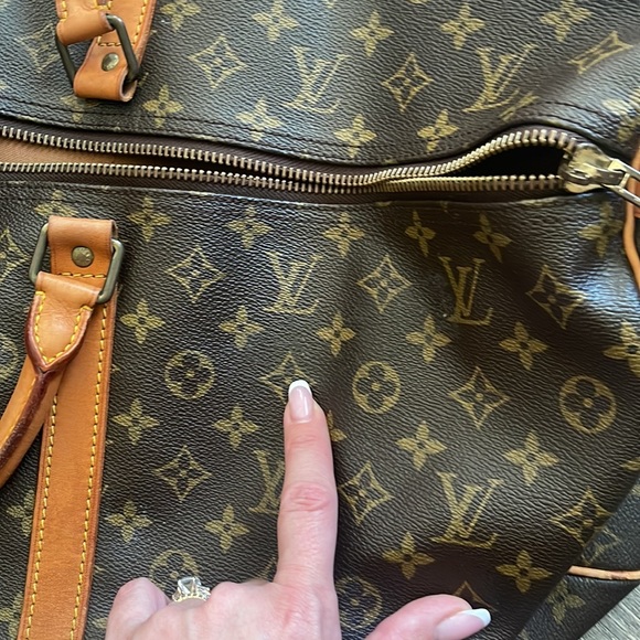 Authentic Louis Vuitton Keepall 60 - Picture 14 of 16